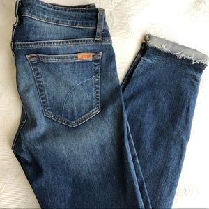 Joe’s Jeans Skinny Crop. Size 26.